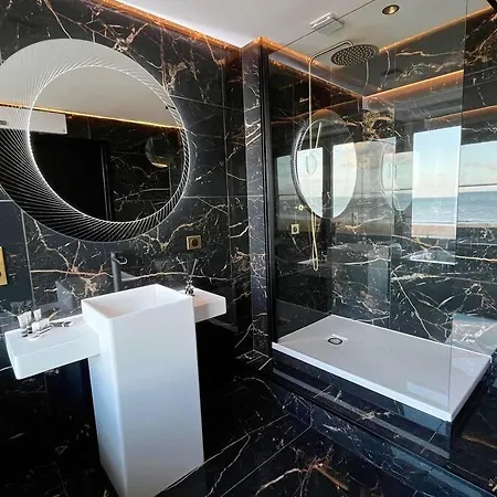 Lägenhet La Luxe : Vue - Malo'cation *